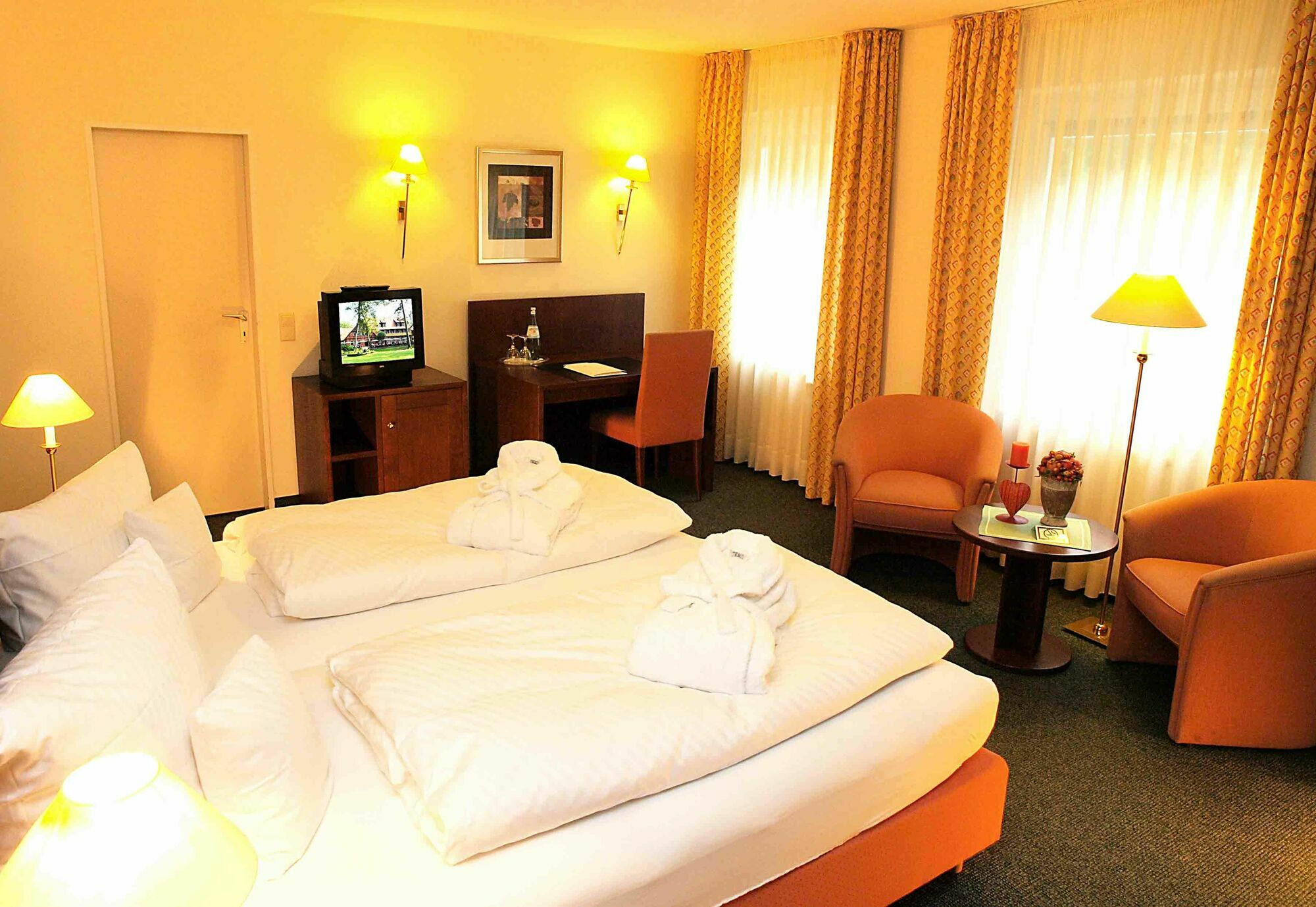 Heidehotel Waldhuette เทล์กเตอ ภายนอก รูปภาพ